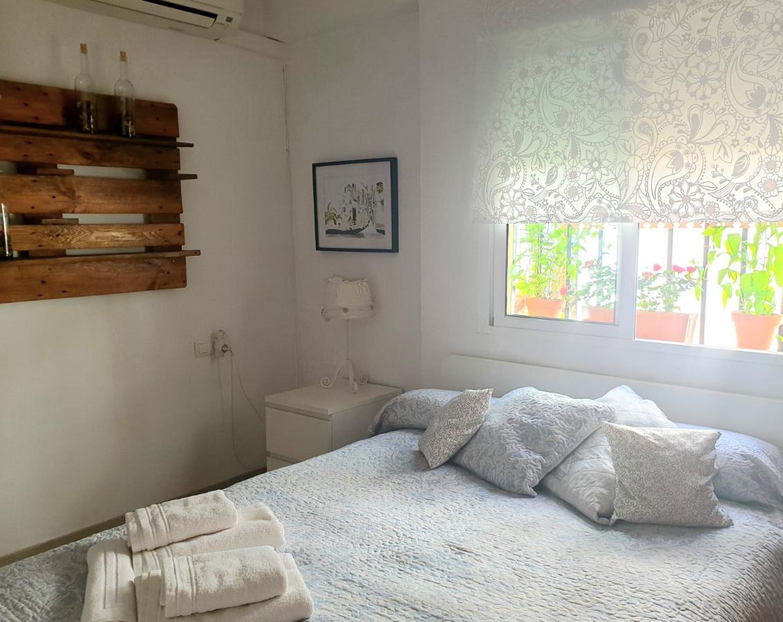 Apto. Planta Baja Y Cochera Barrio San Basilio Cordoue Extérieur photo