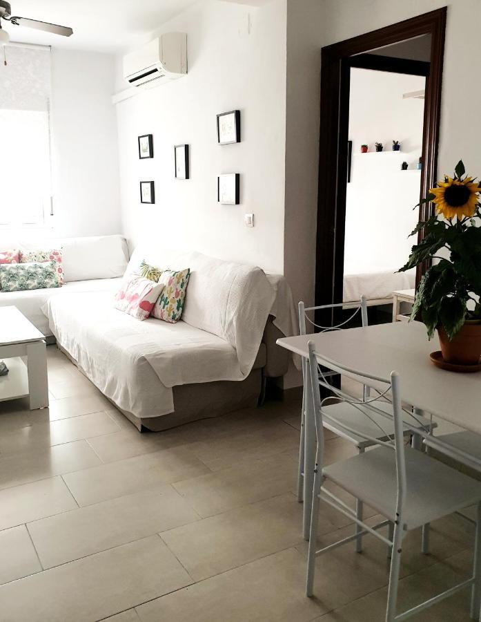 Apto. Planta Baja Y Cochera Barrio San Basilio Cordoue Extérieur photo